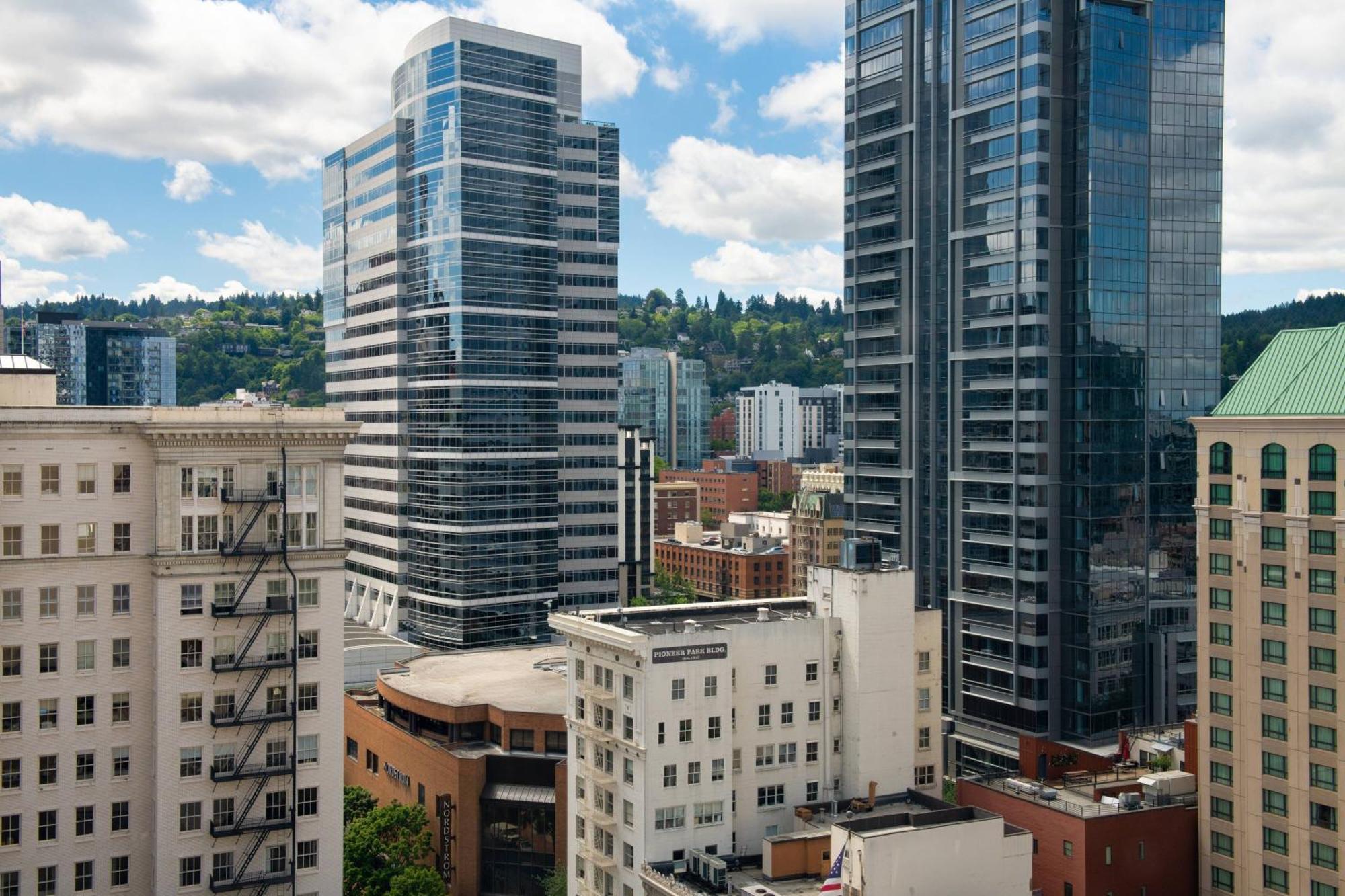 ホテル The Bidwell Marriott ポートランド エクステリア 写真